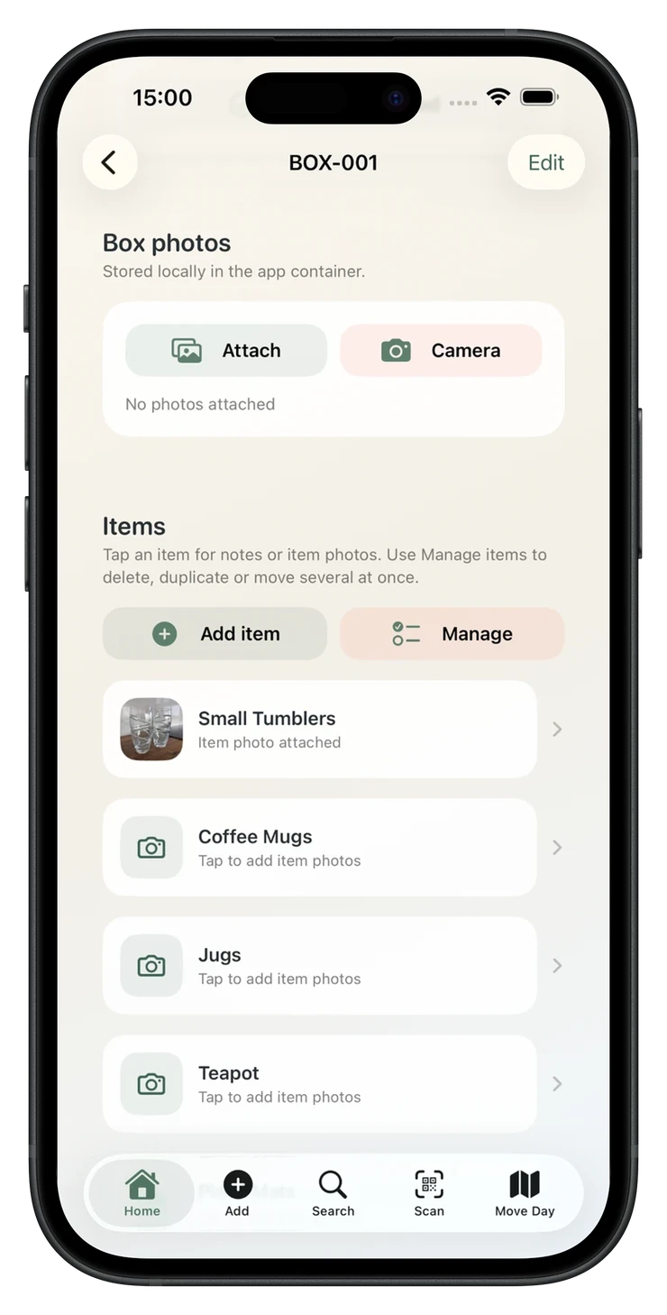PackQR box detail showing AI Pack Scan and saved item photographs