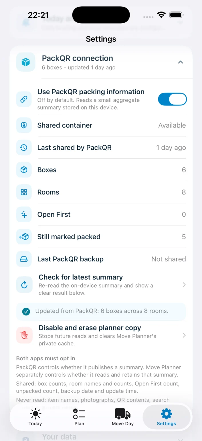 Move Planner settings screen showing an optional on-device PackQR connection with aggregate box and room counts